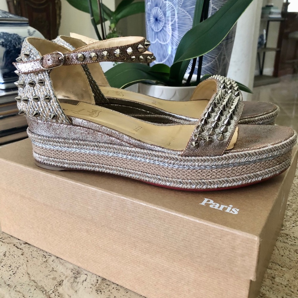 CHRISTIAN LOUBOUTIN MADMONICA